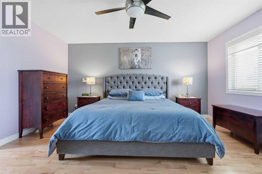347 Mt Douglas Green SE — photo 21