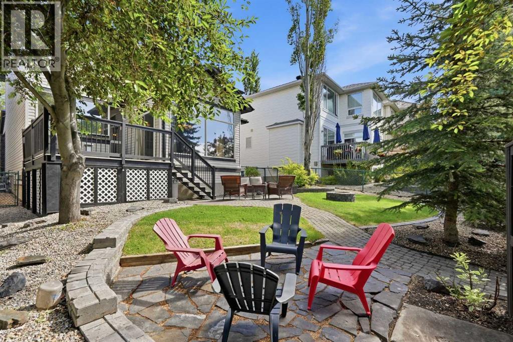 347 Mt Douglas Green SE — photo 44