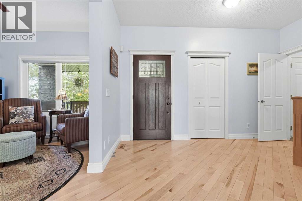 347 Mt Douglas Green SE — photo 6