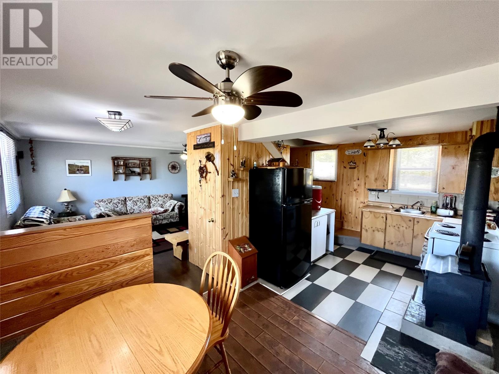 81 Southside Road - 11