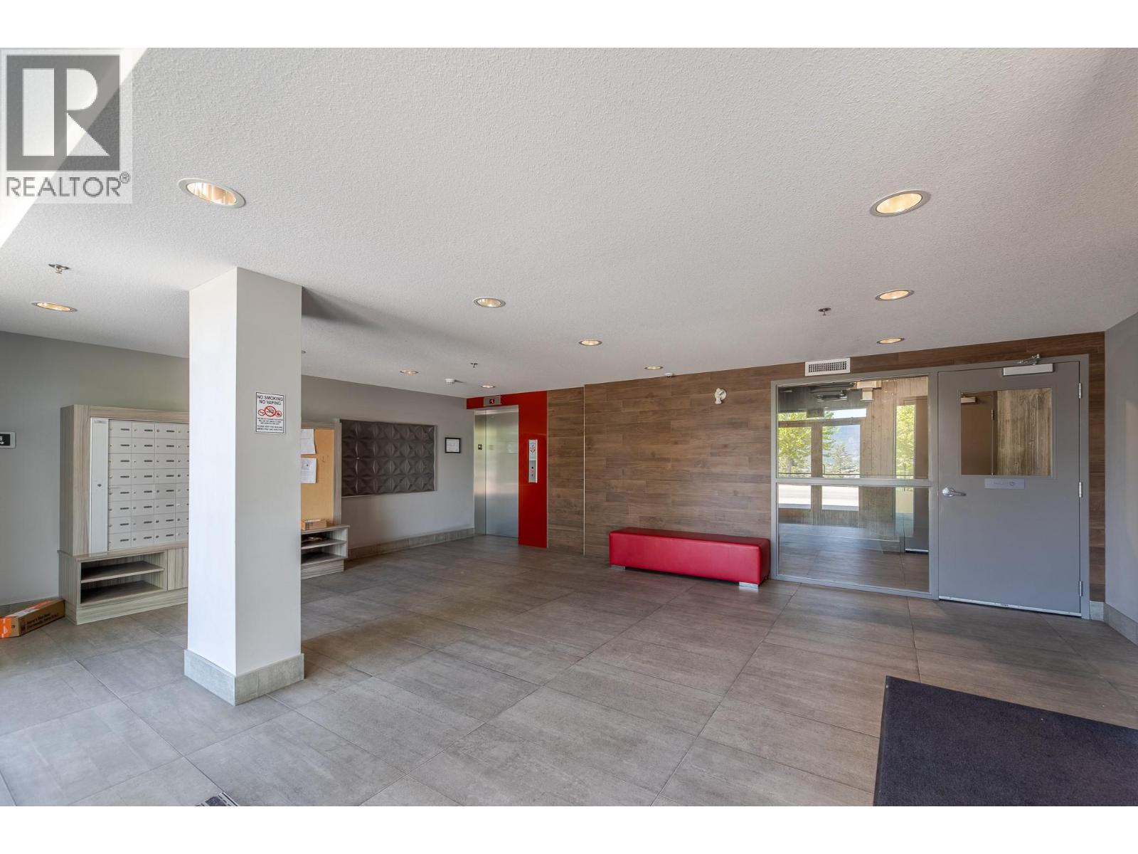 #202 883 Academy Way - 16