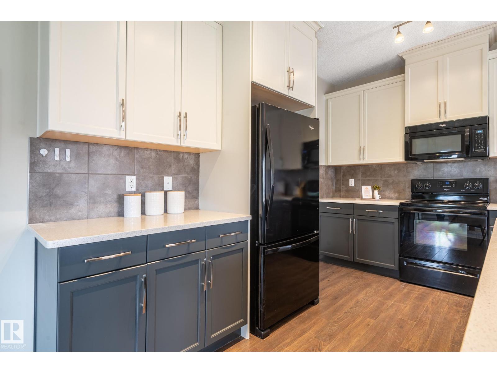 379 REYNALDS CO — photo 18