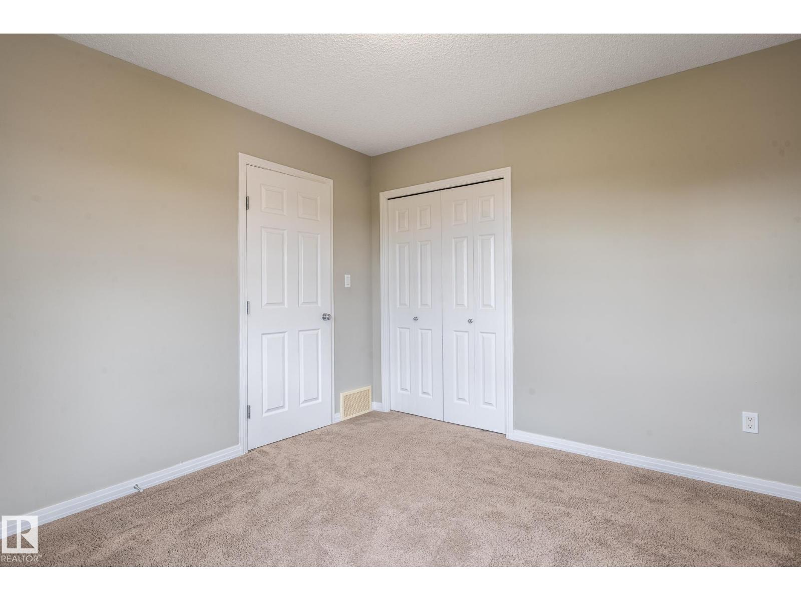 379 REYNALDS CO — photo 32
