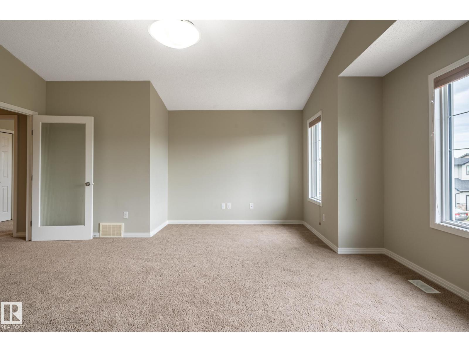 379 REYNALDS CO — photo 34