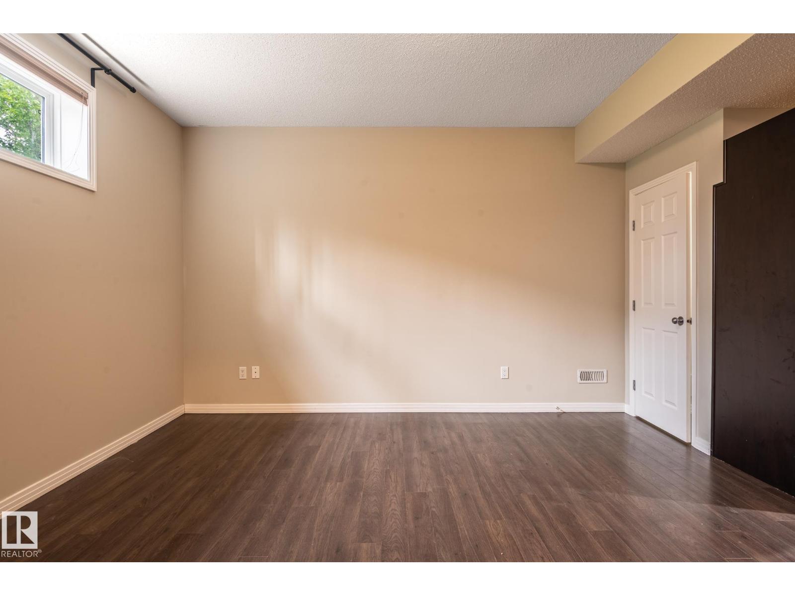 379 REYNALDS CO — photo 51