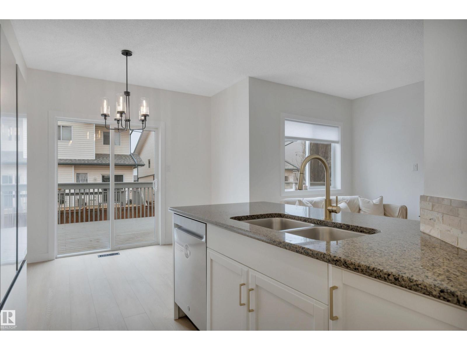 #9 843 YOUVILLE DR NW — photo 16