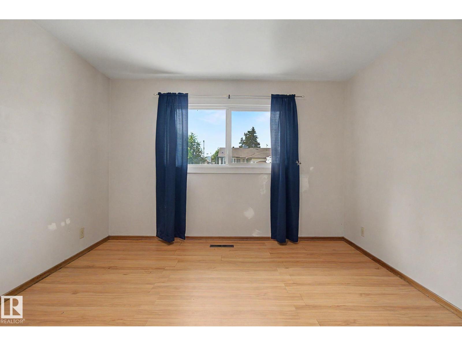 5103 54 AV — photo 14