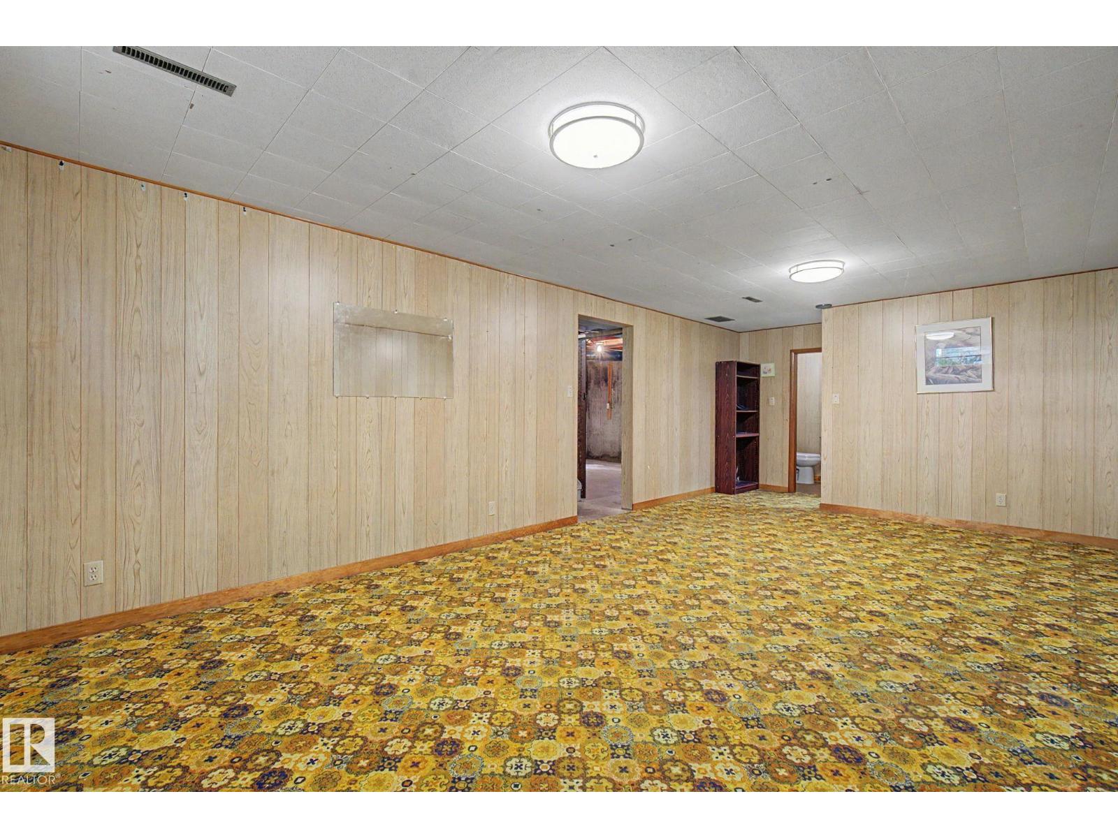 5103 54 AV — photo 25