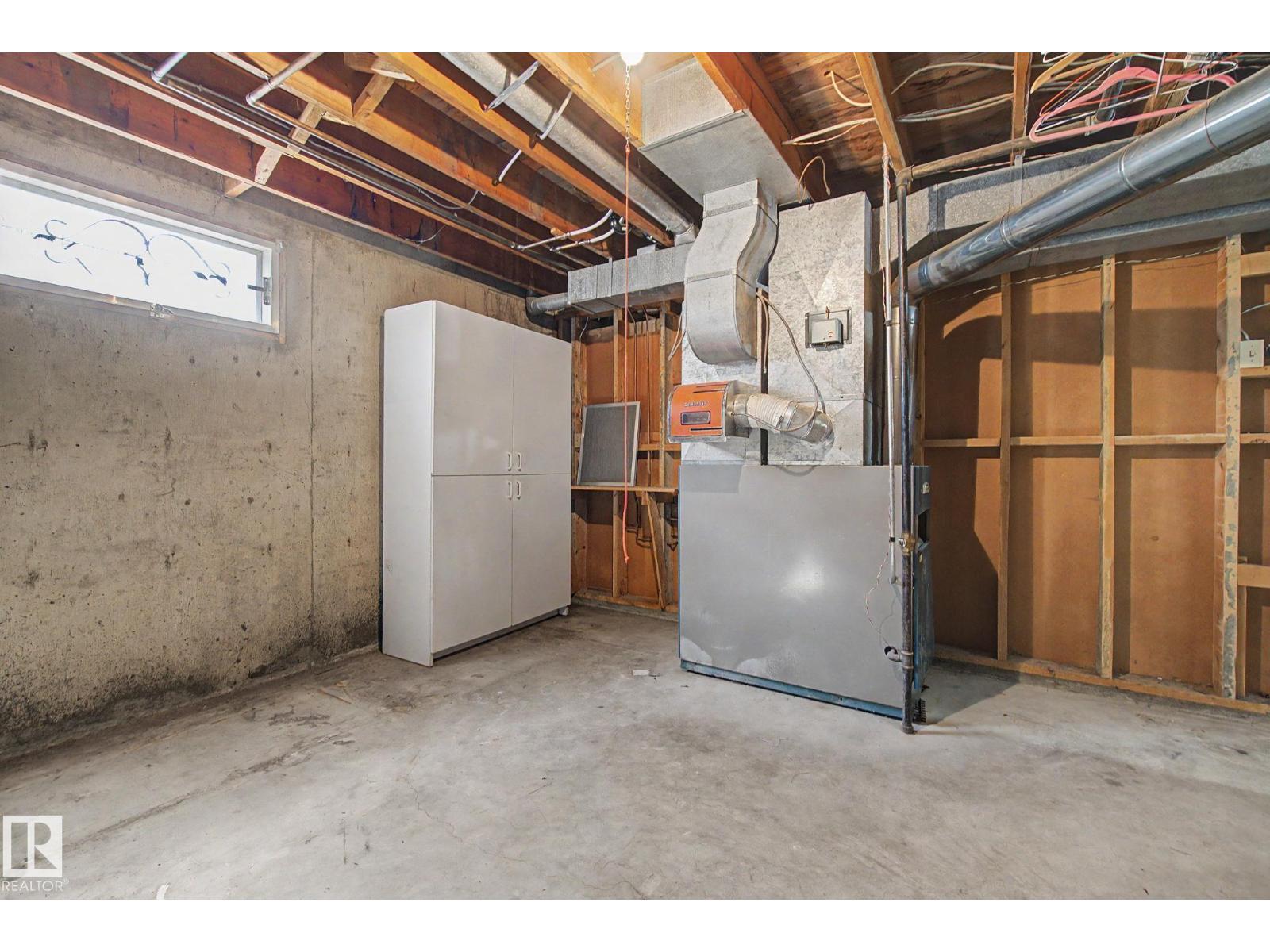 5103 54 AV — photo 35
