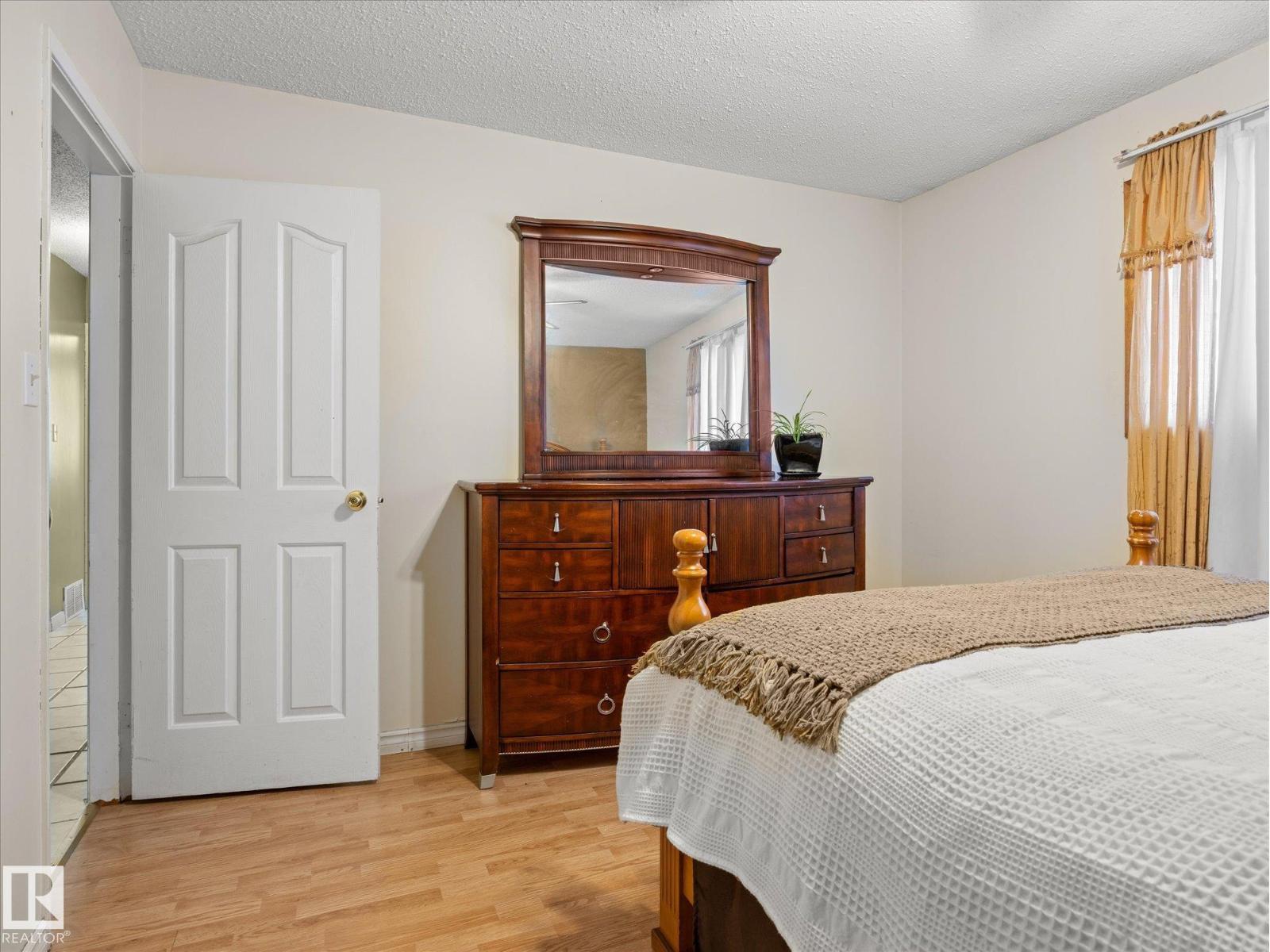 11408 165 AV NW — photo 17
