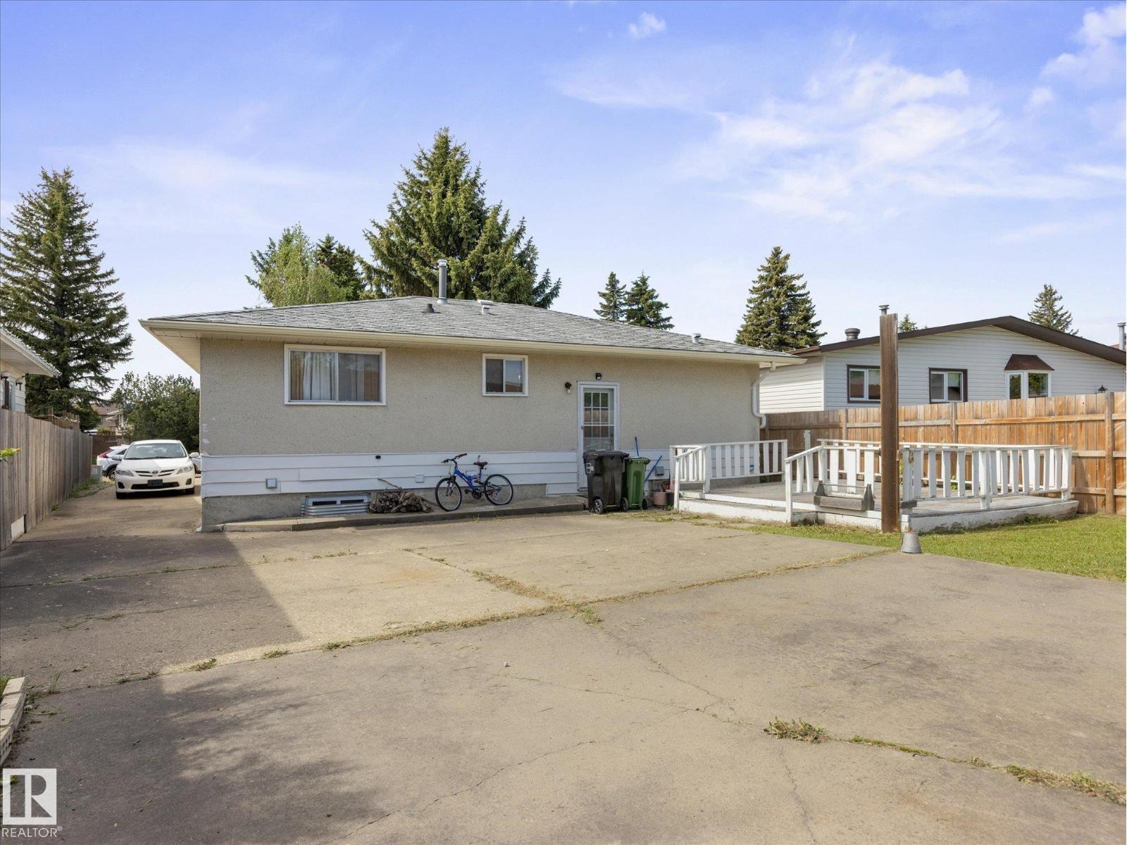 11408 165 AV NW — photo 34
