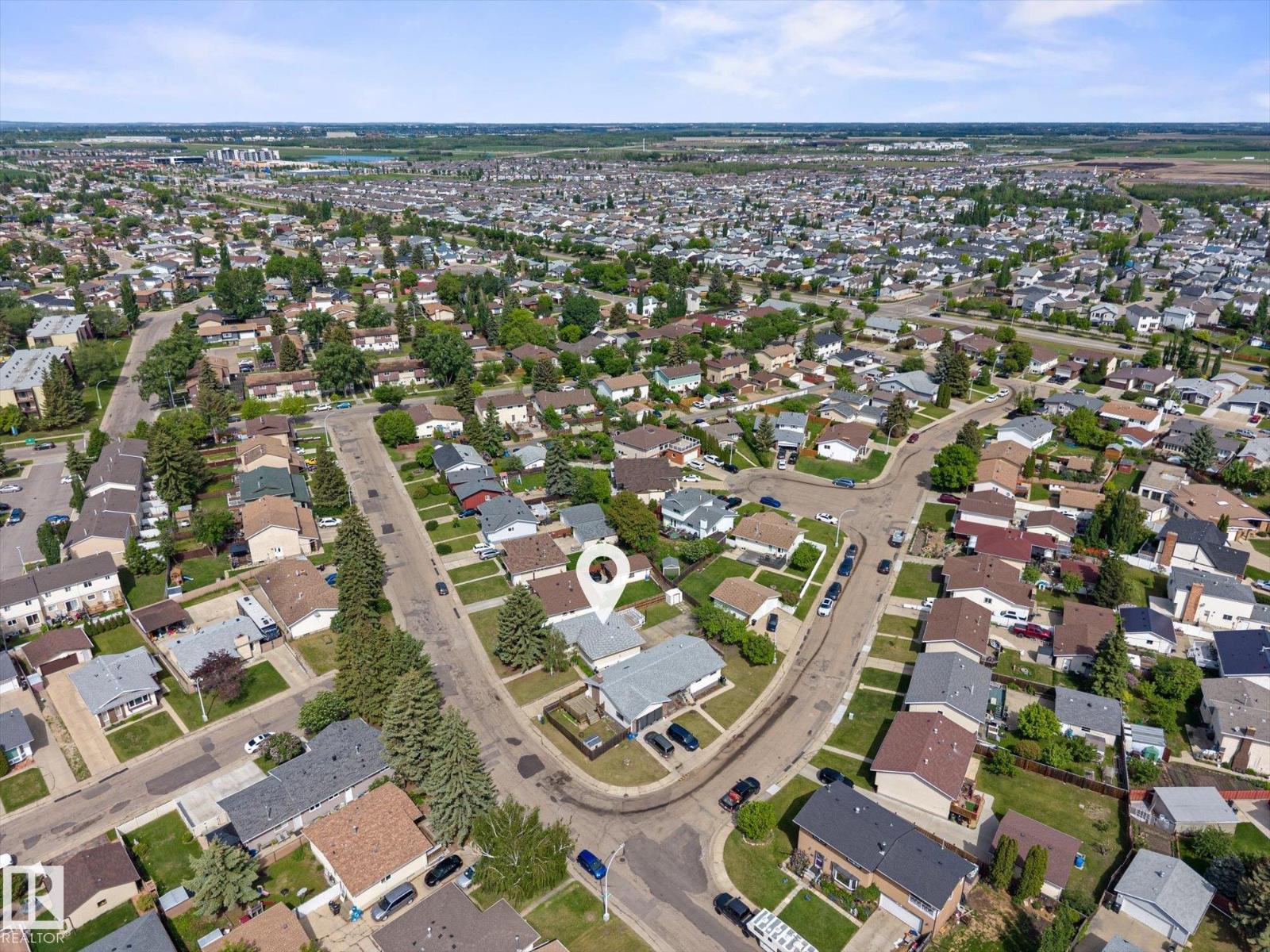 11408 165 AV NW - photo 5