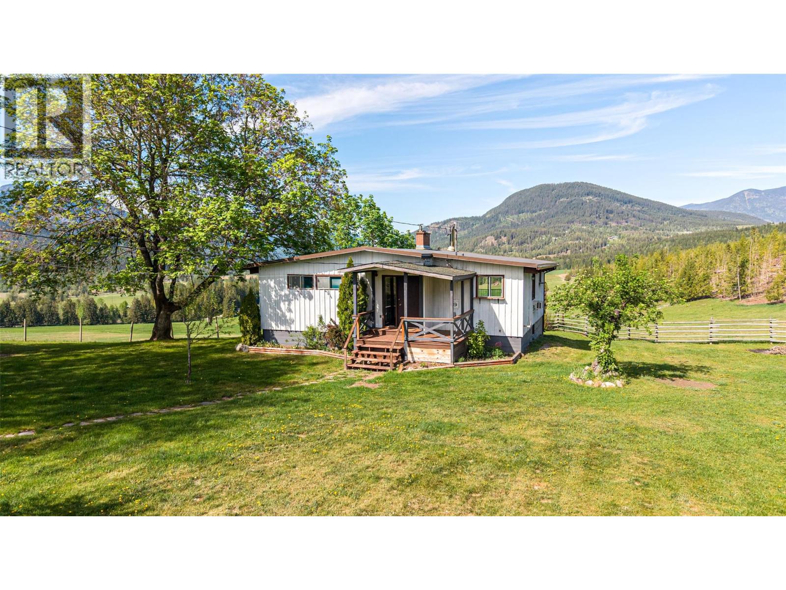 43 Sigalet Road - 1