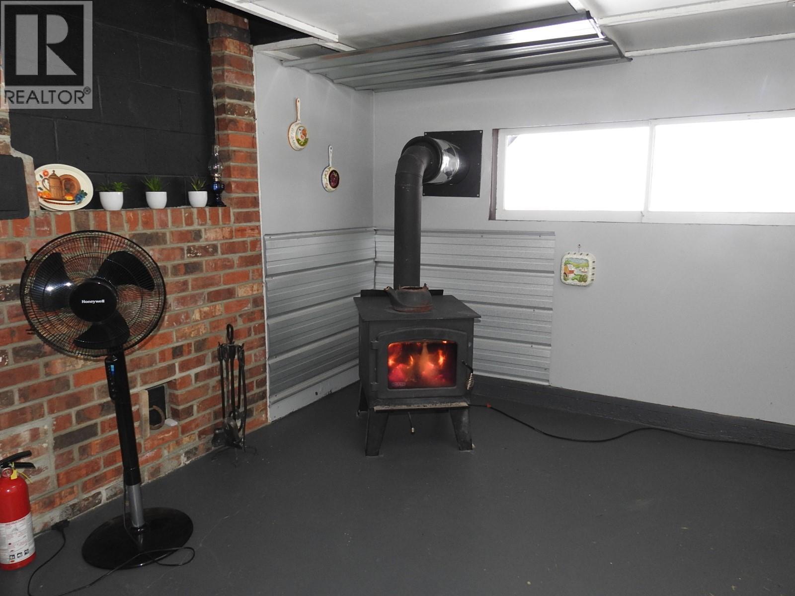 43 Sigalet Road - 93