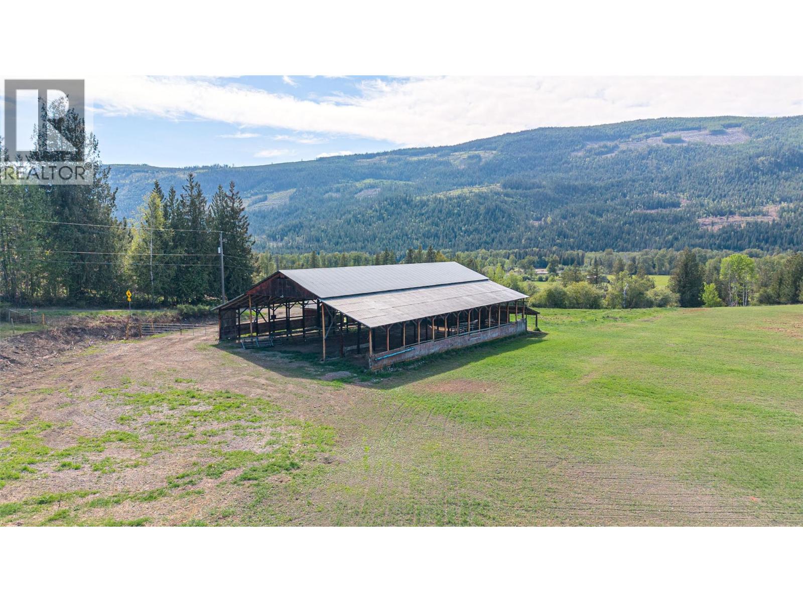 43 Sigalet Road - 19