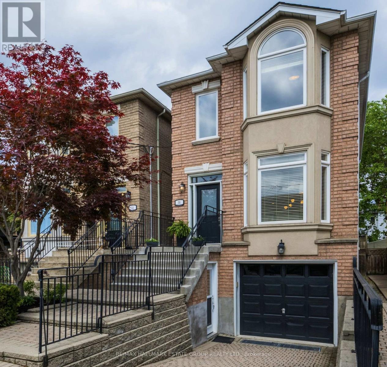 Listing photo of 51 STANHOPE AVENUE