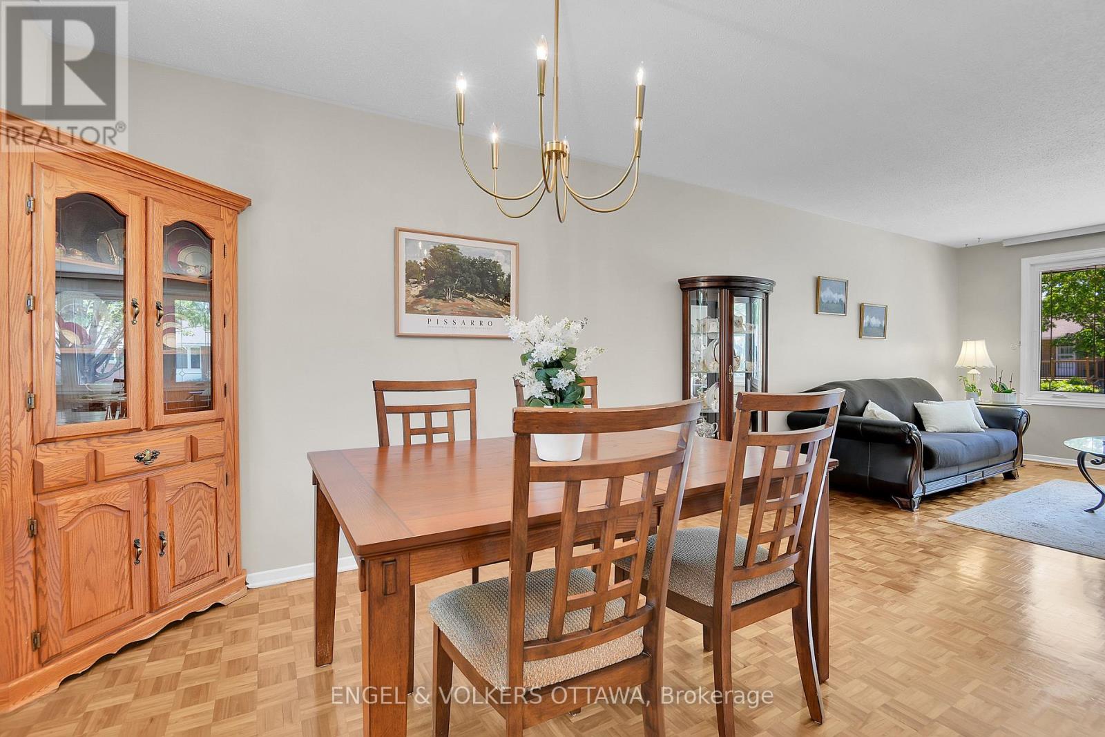 2123 BLUE JAY CRESCENT - 11