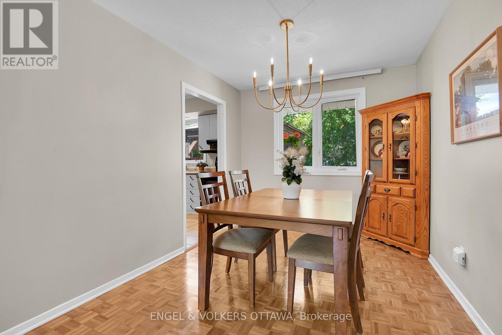 2123 BLUE JAY CRESCENT - 10