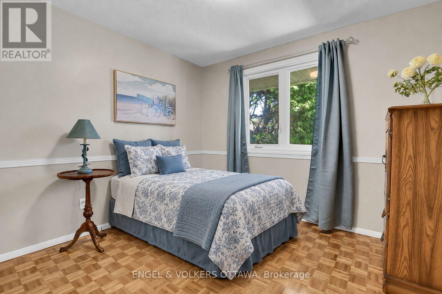 2123 BLUE JAY CRESCENT - 15