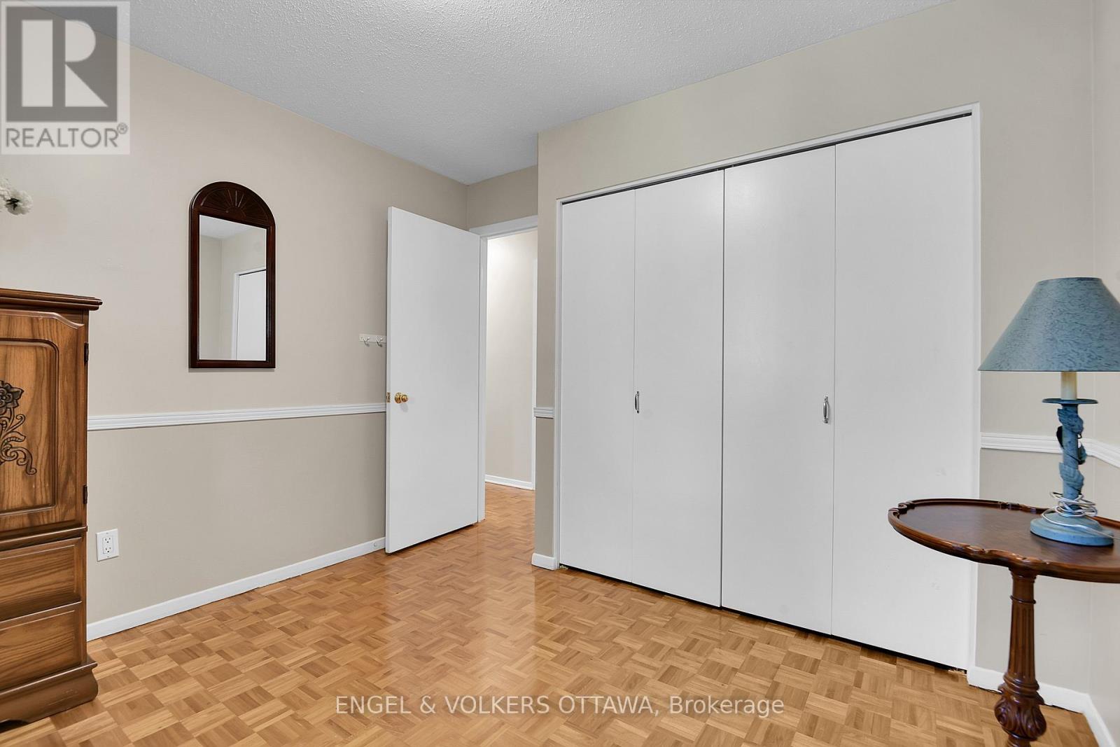 2123 BLUE JAY CRESCENT - 16