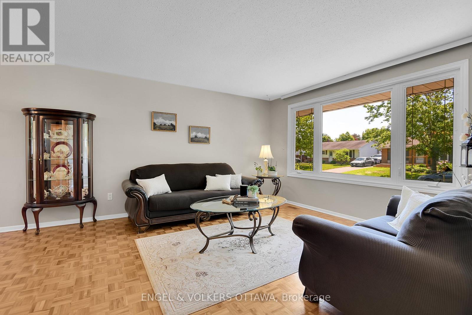 2123 BLUE JAY CRESCENT - 8