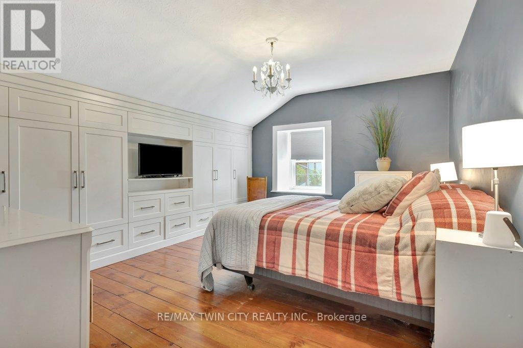 142 GLENMORRIS STREET - 22