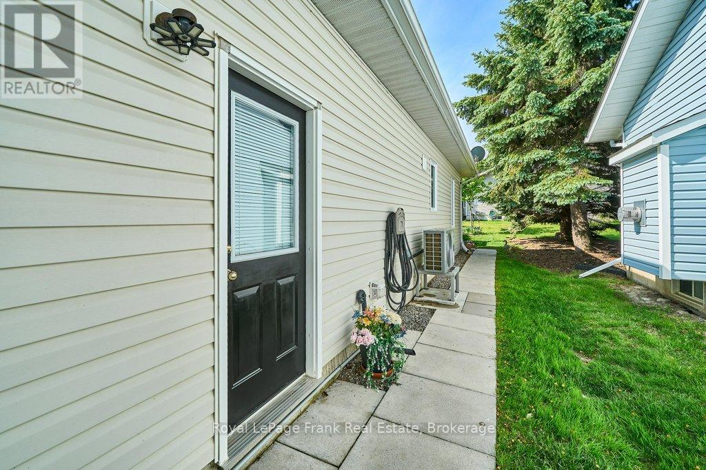 40 NIAGARA TRAIL - 20