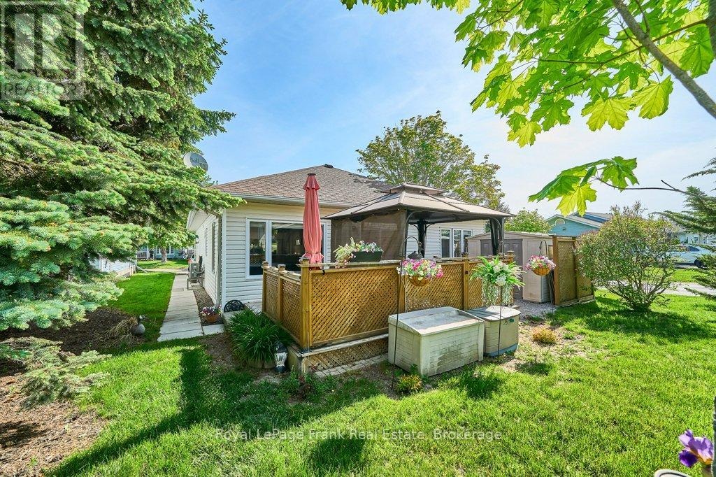 40 NIAGARA TRAIL - 21