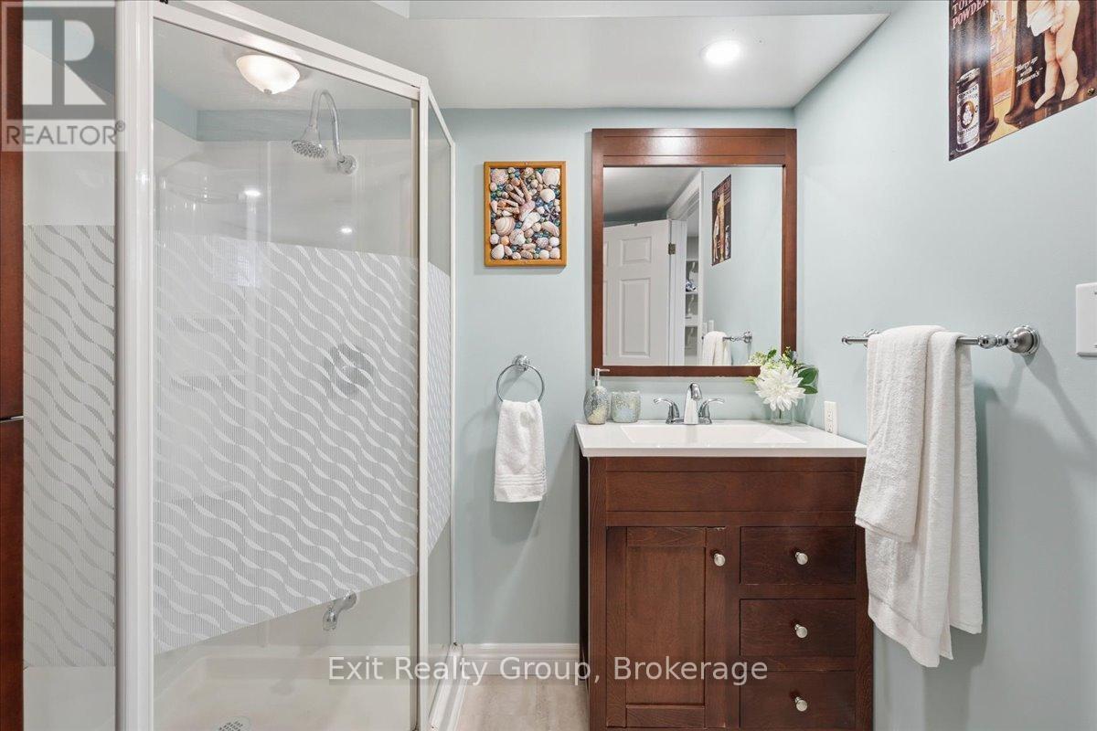427 TOWNSEND ROAD - 28