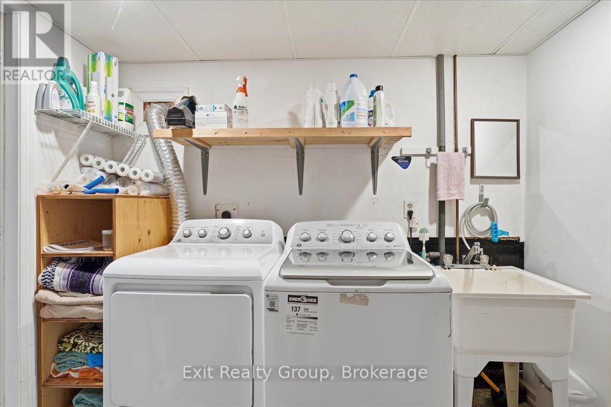 427 TOWNSEND ROAD - 29