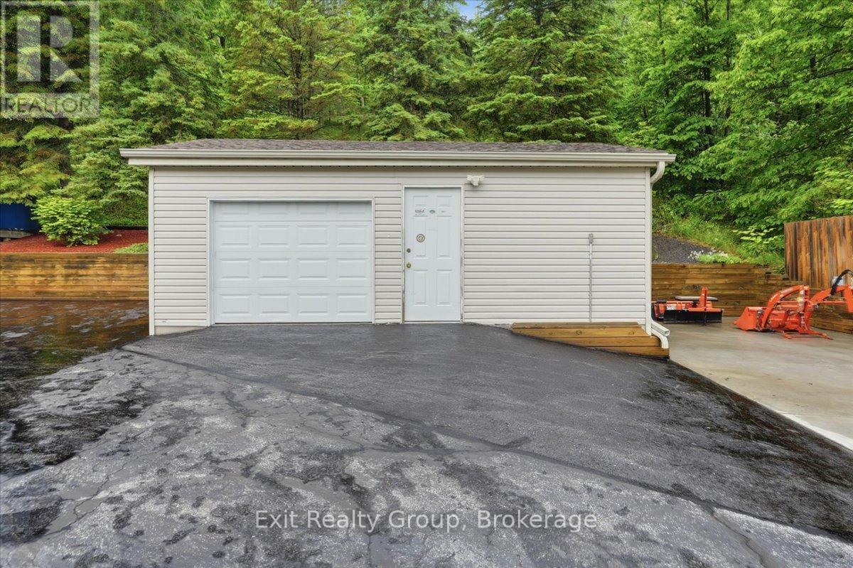 427 TOWNSEND ROAD - 37
