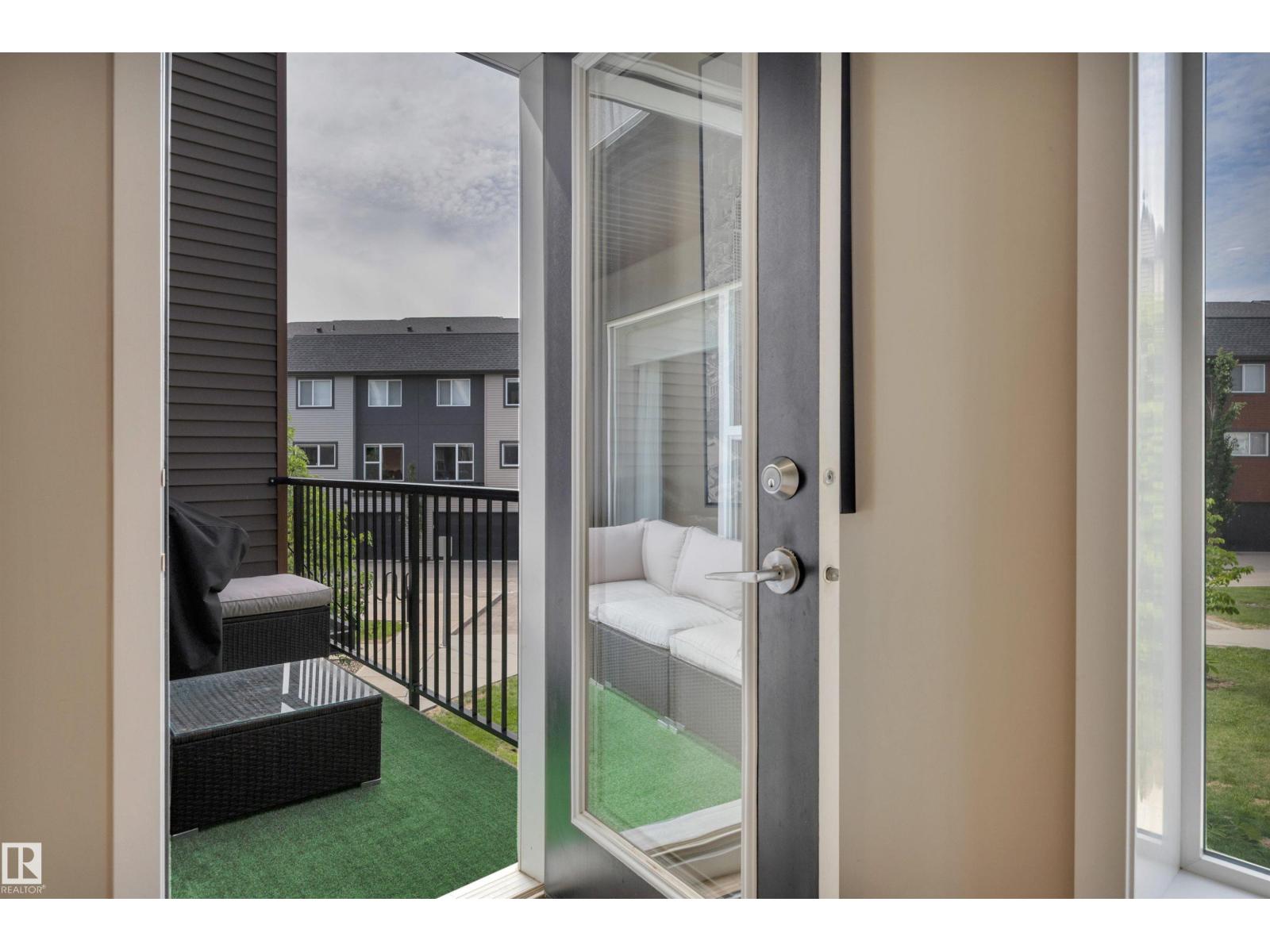#46 1075 ROSENTHAL BV NW — photo 21