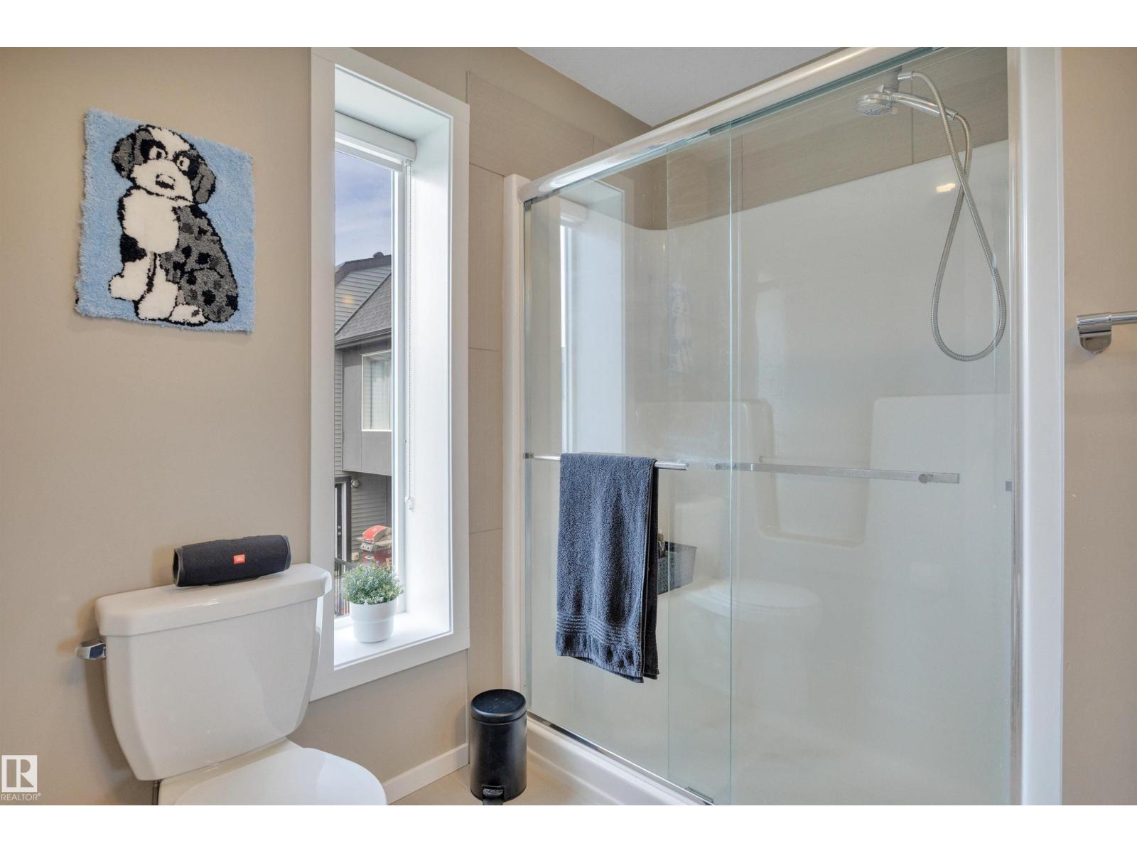 #46 1075 ROSENTHAL BV NW — photo 32