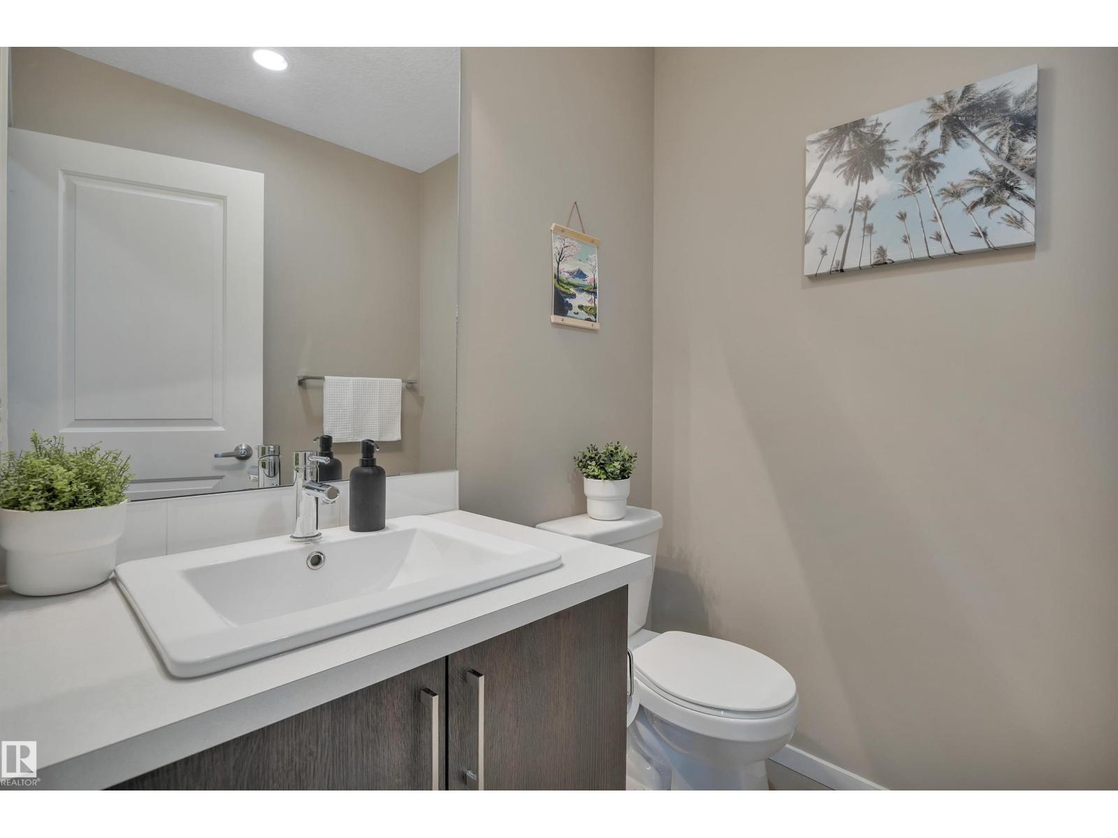 #46 1075 ROSENTHAL BV NW — photo 19