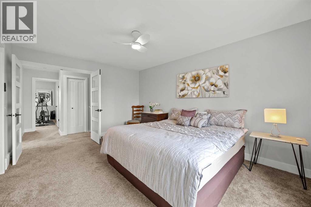 260 Riverside Mews SE - 22
