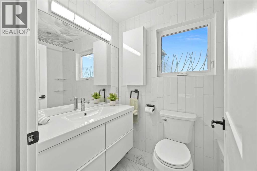 260 Riverside Mews SE - 31