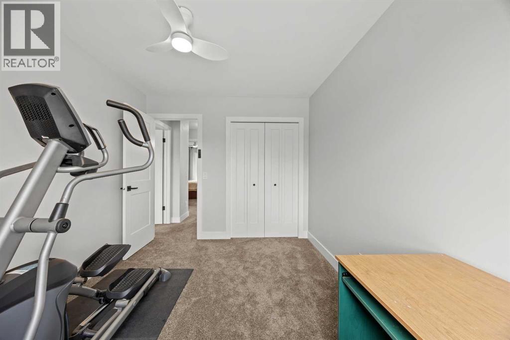 260 Riverside Mews SE - 30