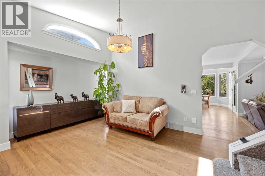 260 Riverside Mews SE - 9