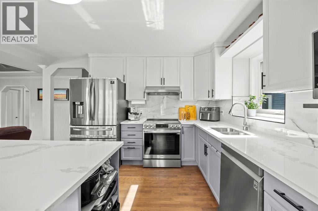 260 Riverside Mews SE - 12