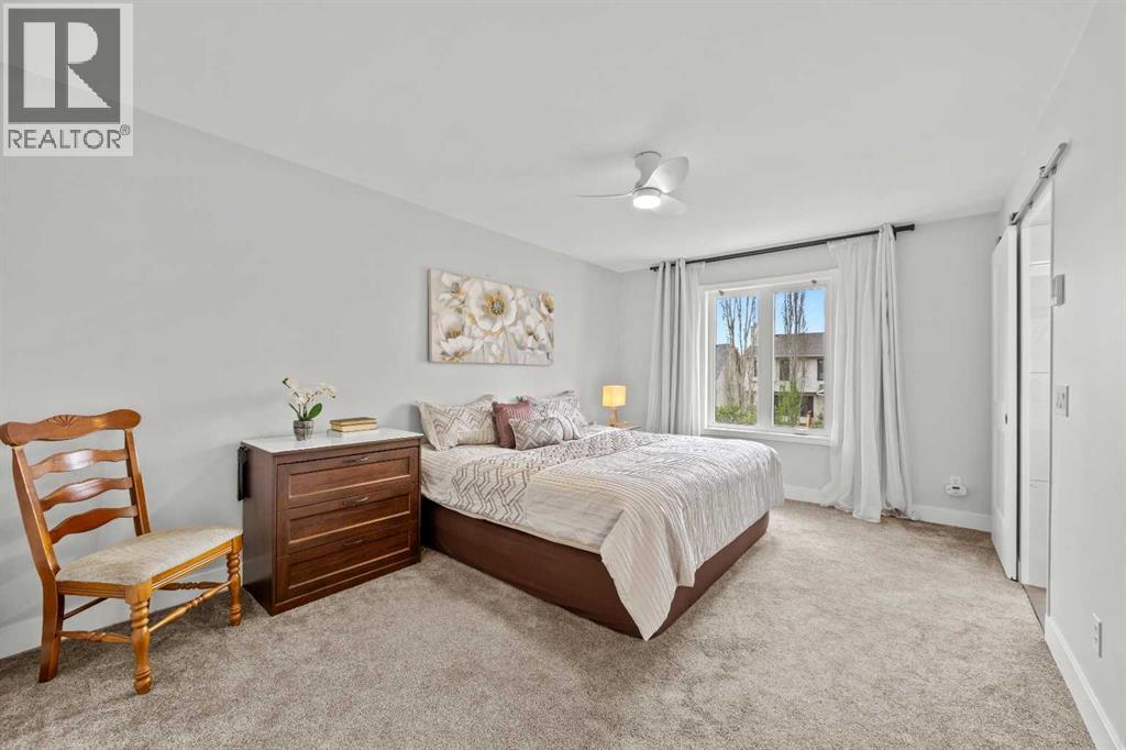 260 Riverside Mews SE - 20