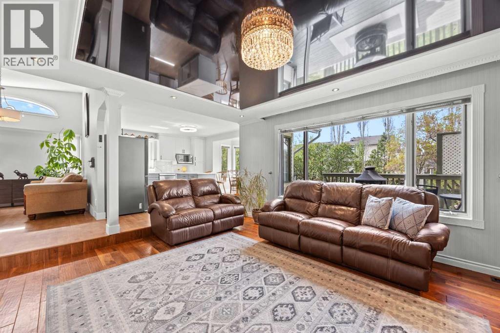 260 Riverside Mews SE - 17