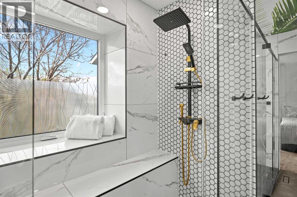 260 Riverside Mews SE - 26
