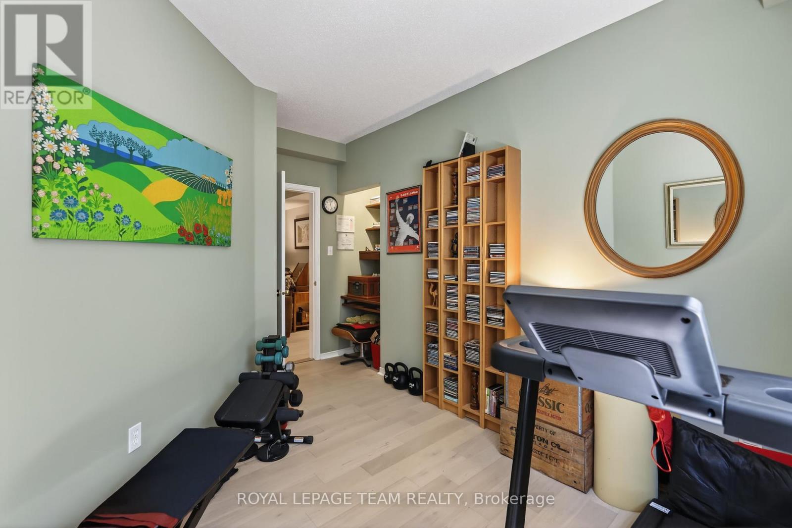 3 Bed, 2 Bath House for Sale in Ottawa – 91 ROBSON COURT, Ottawa – MLS# X13432418 - Image 34