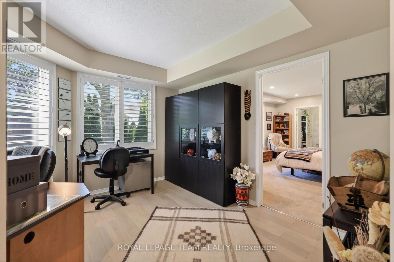 3 Bed, 2 Bath House for Sale in Ottawa – 91 ROBSON COURT, Ottawa – MLS# X13432418 - Image 14