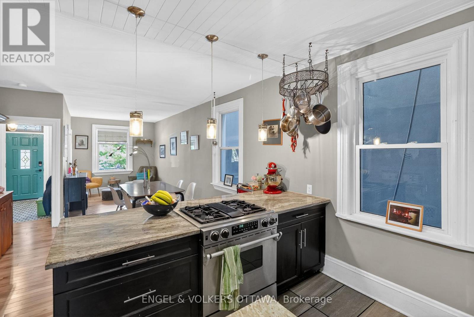 438 BYRON AVENUE - 10