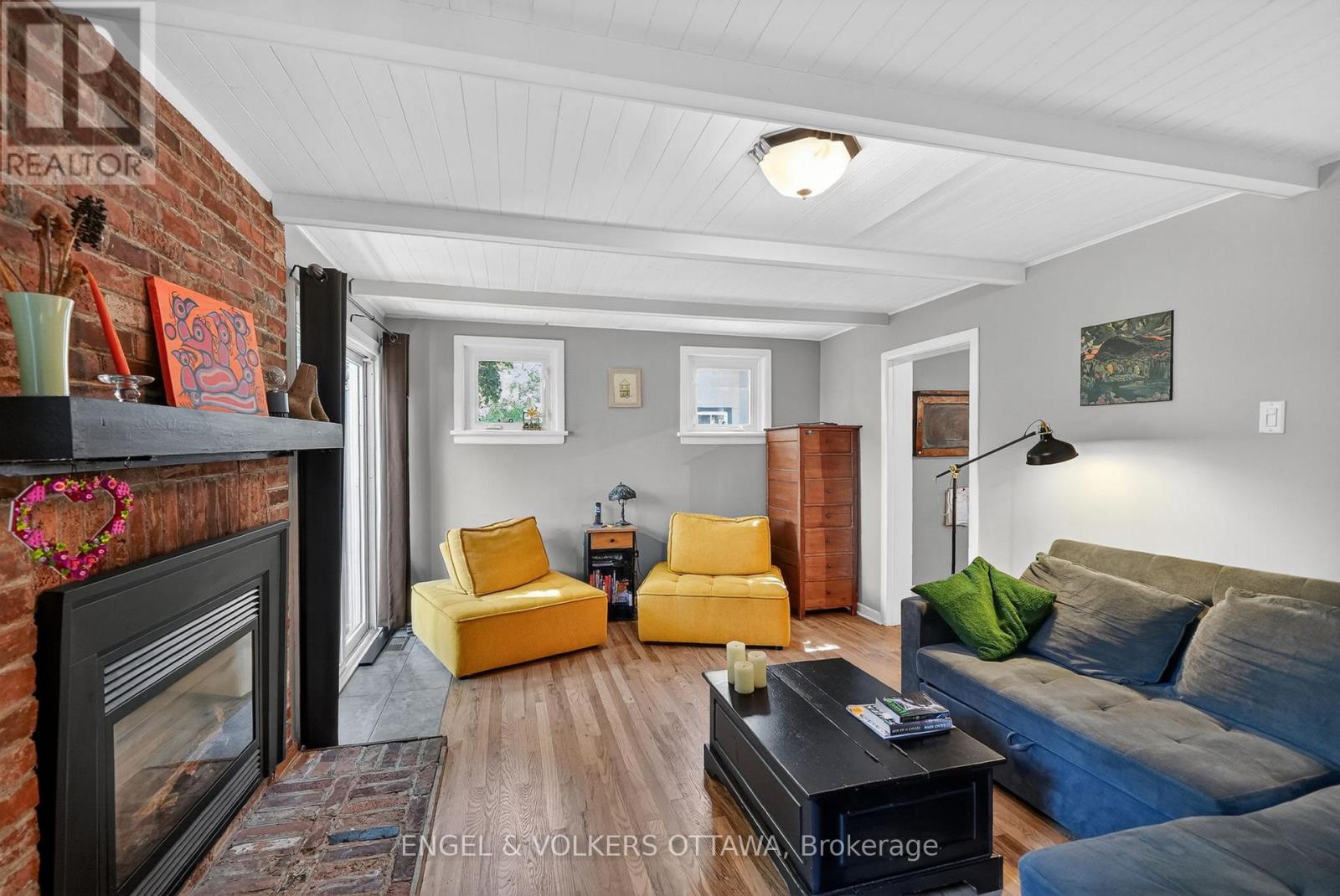 438 BYRON AVENUE - 13