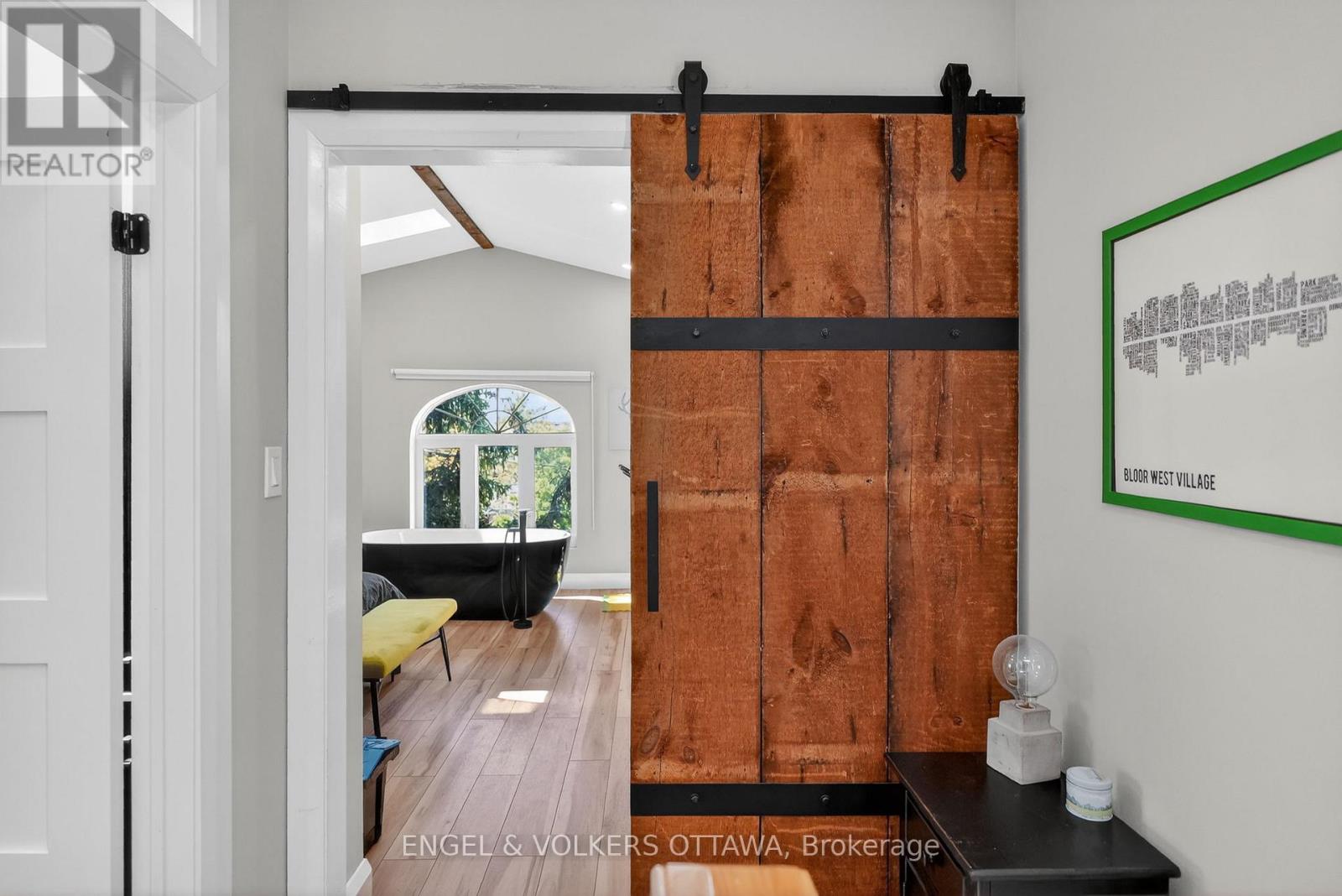438 BYRON AVENUE - 22