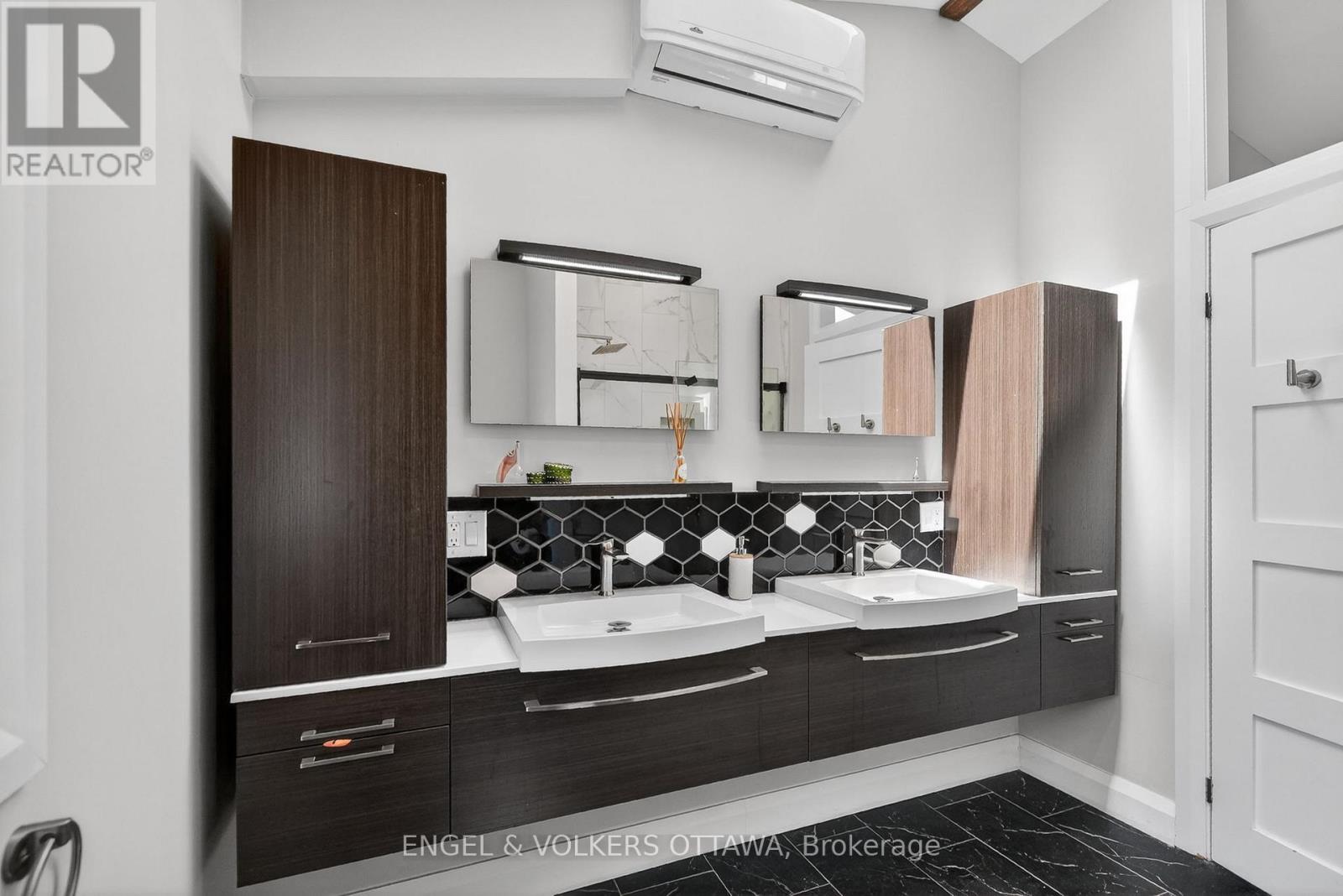438 BYRON AVENUE - 26