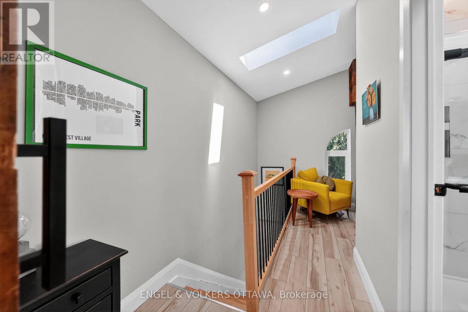 438 BYRON AVENUE - 28