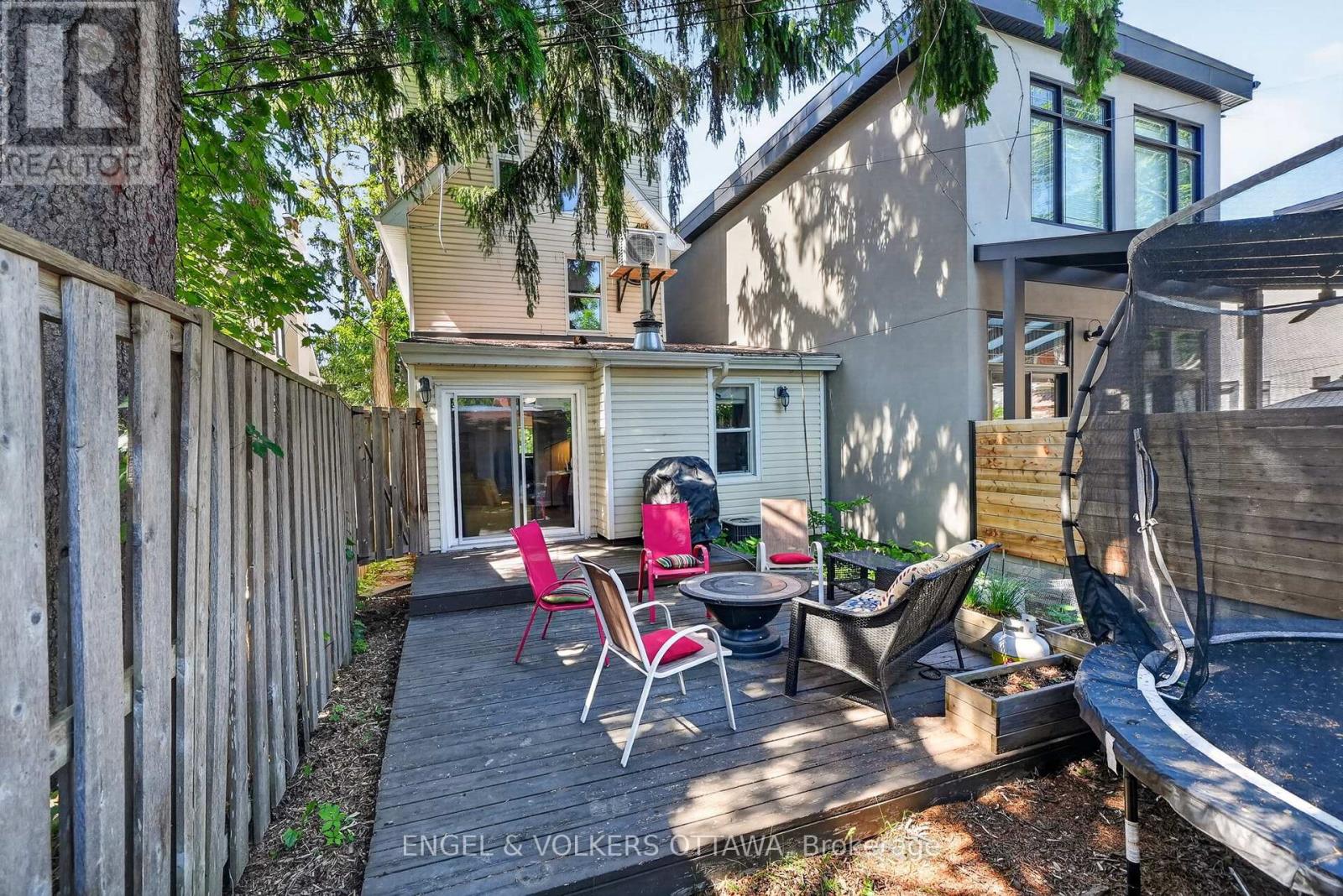 438 BYRON AVENUE - 31